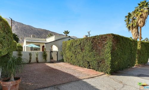 545 Calle Abronia, Palm Springs, CA 92264-0704