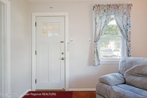 64 Belshaw Ave, Tinton Falls NJ 07724-2929 exterior