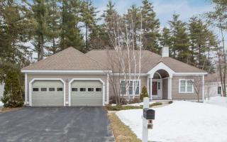 18 Heron Cove Dr, Merrimack, NH 03054-4866
