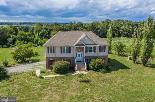986 Kennel Rd, Boyce, VA 22620-2850