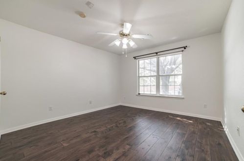 15624 Fisher Is Dr, Austin TX  78717-3833 exterior