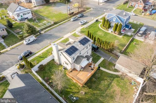 132 Robbins Ave, Trenton NJ 08638-3719 exterior