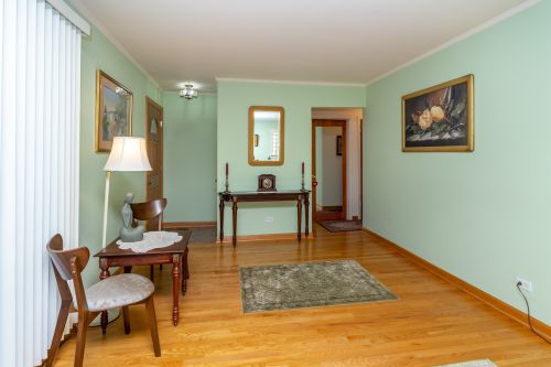 7908 Nora Ave, Niles IL  60714-3216 exterior