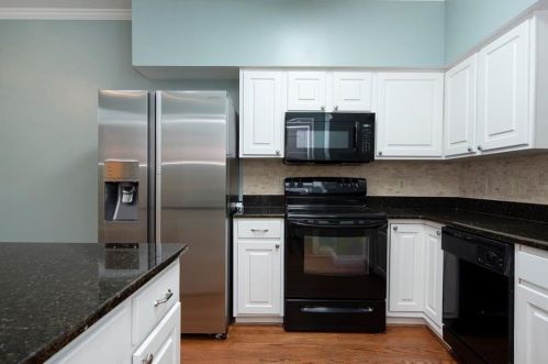 8695 Hope Mews Ct, Atlanta GA  30350-2961 exterior