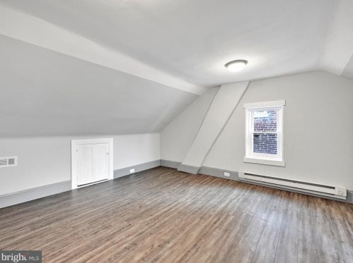 31 Mary St, Lancaster PA  17603-3330 exterior