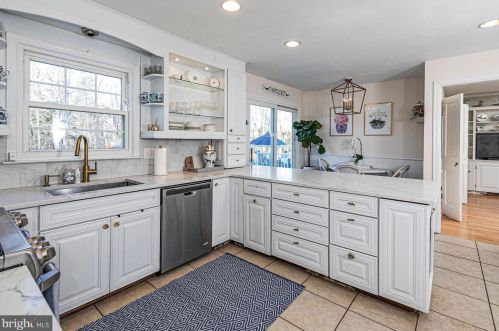 193 Cherry Vly Rd, Princeton NJ  08540-7681 exterior