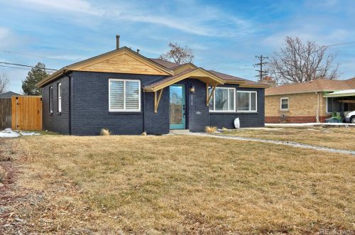 2918 Newport St, Denver CO  80207-2909 exterior