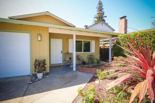 1817 47th Ave, Capitola, CA 95010-2802