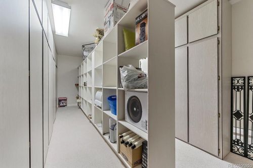 51 Cherry Hl Farm Dr, Englewood CO 80113-7169 exterior