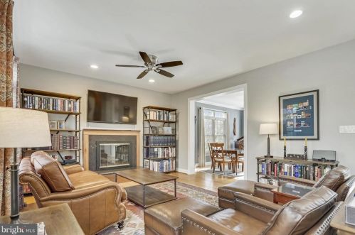 10783 Kinloch Rd, Silver Spring MD 20903-1227 exterior