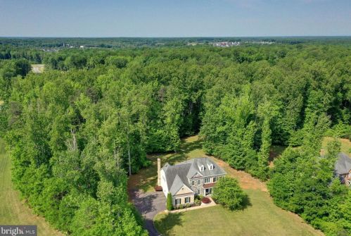 12800 Macintyre Ct, Fredericksburg, VA 22407-2273