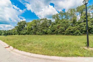 25791 Woodsedge Dr, Elkhart IN  46514-6151 exterior