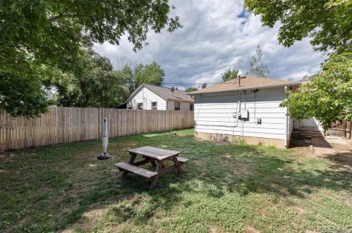 2822 Cherokee St, Englewood CO 80110-1420 exterior