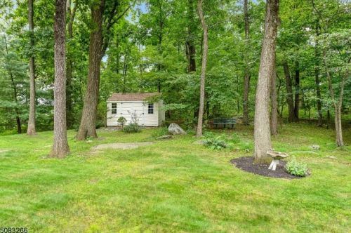 8 Elshaer Ct, Dover NJ  07869-1923 exterior