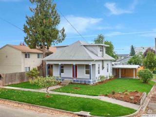 1400 9th St, Newberg, OR 97132-3716