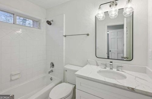 1185 Empire Ave, Atlanta GA  30329-0017 exterior