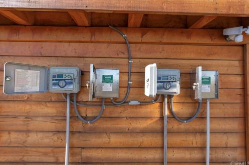 1559 Heather Ln, Riverside CA exterior