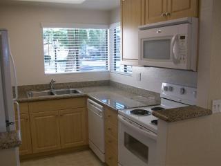 160 Roosevelt, Irvine CA  92620-3609 exterior