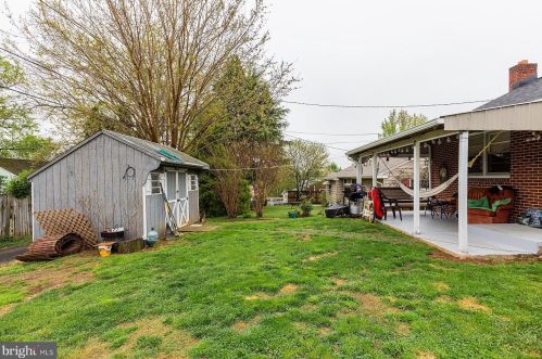 924 Rolridge Ave, Lancaster PA  17603-5739 exterior