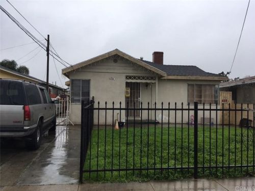 4238 105th St, Inglewood, CA 90304-1933