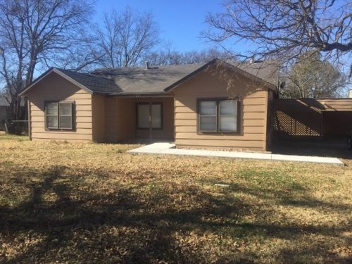 1201 Vernon Rd, Ardmore, OK 73401-3653