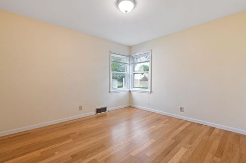 249 Arion St, Saint Paul MN  55118-1549 exterior