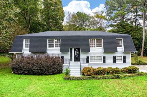 1740 Amberbrook Ct, Conyers, GA 30094-6102