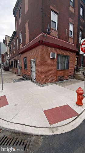 1801 16 St, Philadelphia PA  19145-2202 exterior