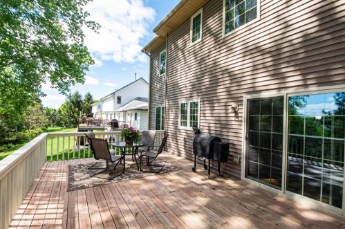 9063 Duckwood Trl, Saint Paul MN  55125-8687 exterior