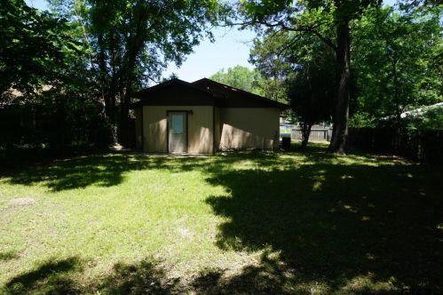 406 Paschal St, Griffin, TX 75789-2124