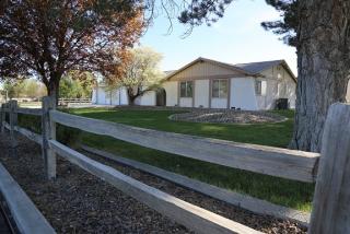 20003 Myrtle St, Kennewick, WA 99337-5651