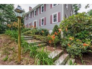 31 Lawson Farm Rd, Londonderry, NH 03053-2647