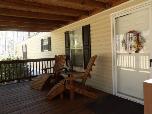 117 Kirkland Dr, Mc Cormick, SC 29835-4225