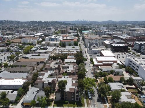 236 Louise St, Glendale CA  91206-4254 exterior