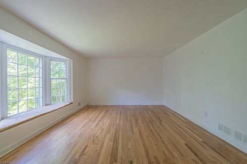 41 Springhill Rd, Dover NJ  07869-4323 exterior