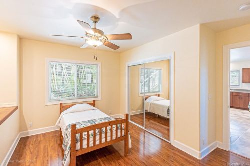 1717 Iwi Way, Honolulu HI  96816-3826 exterior
