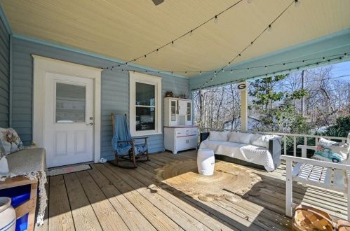 1109 Church St, Smyrna GA  30080-3515 exterior