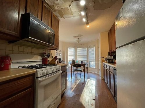 1325 Poplar Pointe, Smyrna GA  30082-2213 exterior