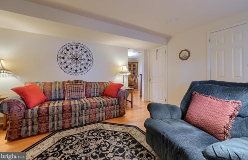 1604 Robert Rd, Lancaster PA  17601-5635 exterior