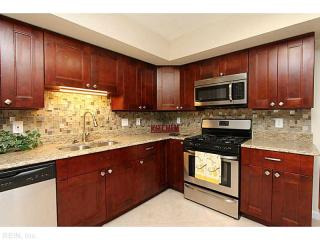 231 Country Club Blvd, Chesapeake, VA 23322-6503