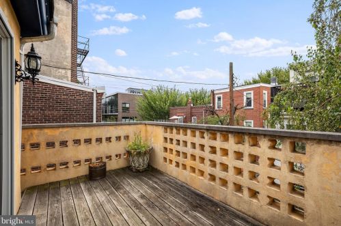 758 10th St, Philadelphia PA 19123-1966 exterior