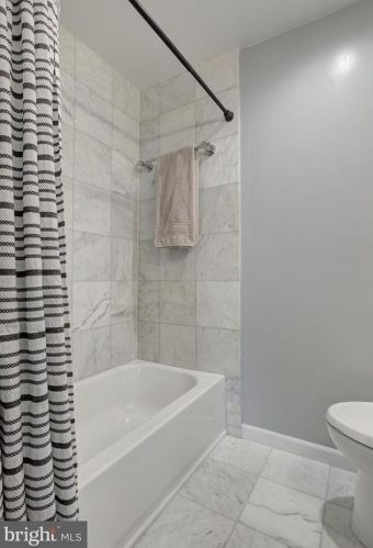 6369 Buffie Ct, Springfield VA  22015-3401 exterior