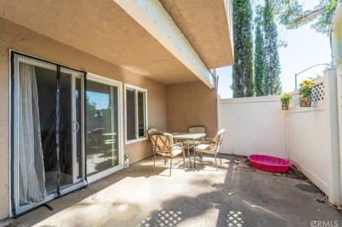 44509 La Paz Rd, Temecula, CA 92592-2542