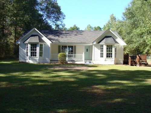 2519 Hickory Dr, Donalsonville, GA 39845-5309