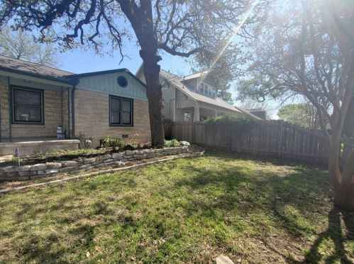 1000 46th St, Austin TX  78751-4126 exterior