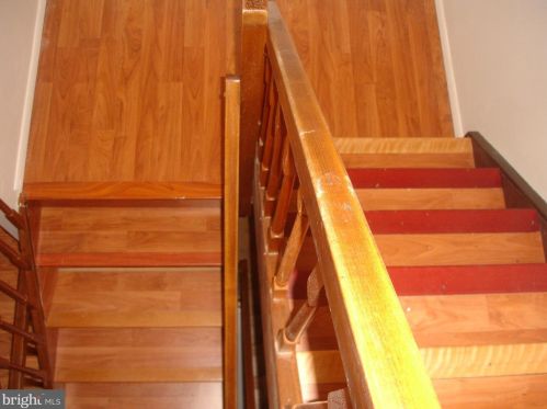 8 Farmcrest Ct, Silver Spring MD 20905-6042 exterior