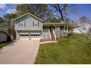 108 Westwood Dr, Dallas, GA 30132-3500