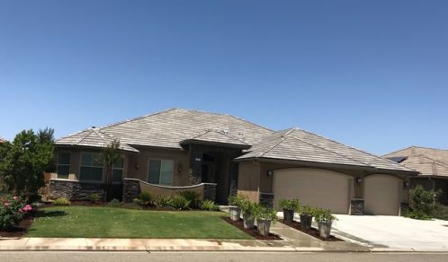 2727 Omaha Ave, Clovis, CA 93619-8479