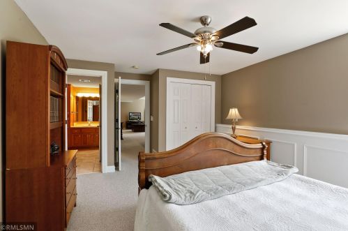 3528 Crestmoor Dr, Saint Paul MN  55125-5028 exterior