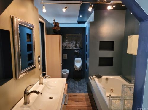 4411 Emerson St, Riverside CA  92506-2007 exterior